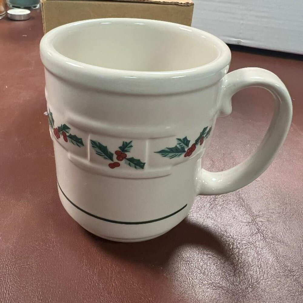 Longaberger Holiday Coffee Mug
